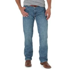 Wrangler Retro 77 Slim Fit Boot Cut Men's Jean